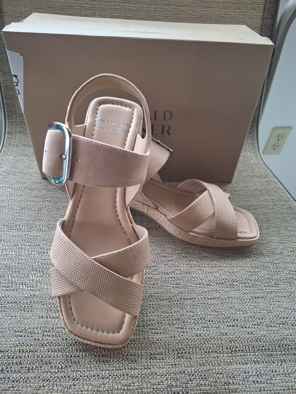 Donald J. Pliner Women’s Beige Strappy Wedge Sandals
